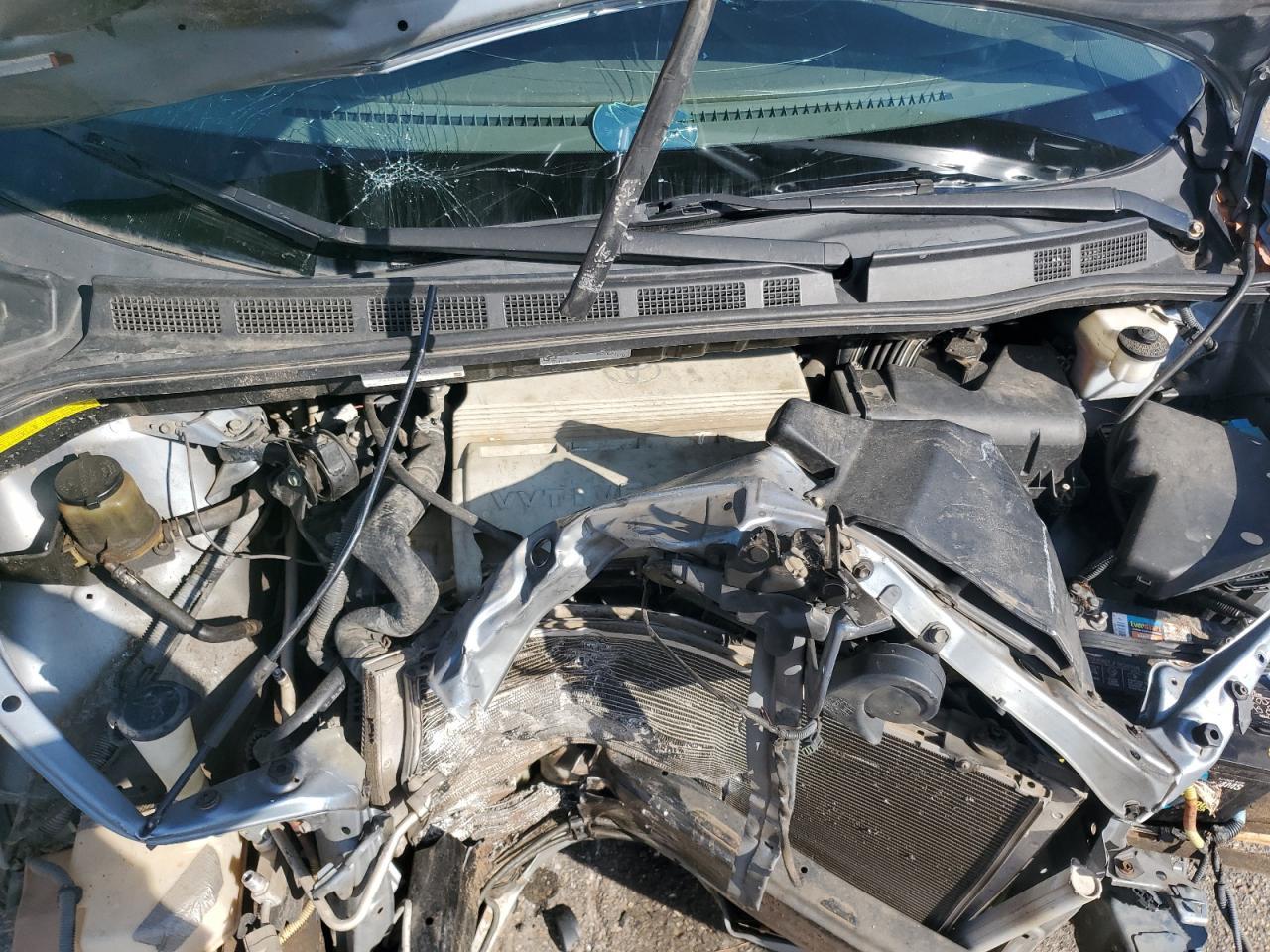 2004 TOYOTA SIENNA