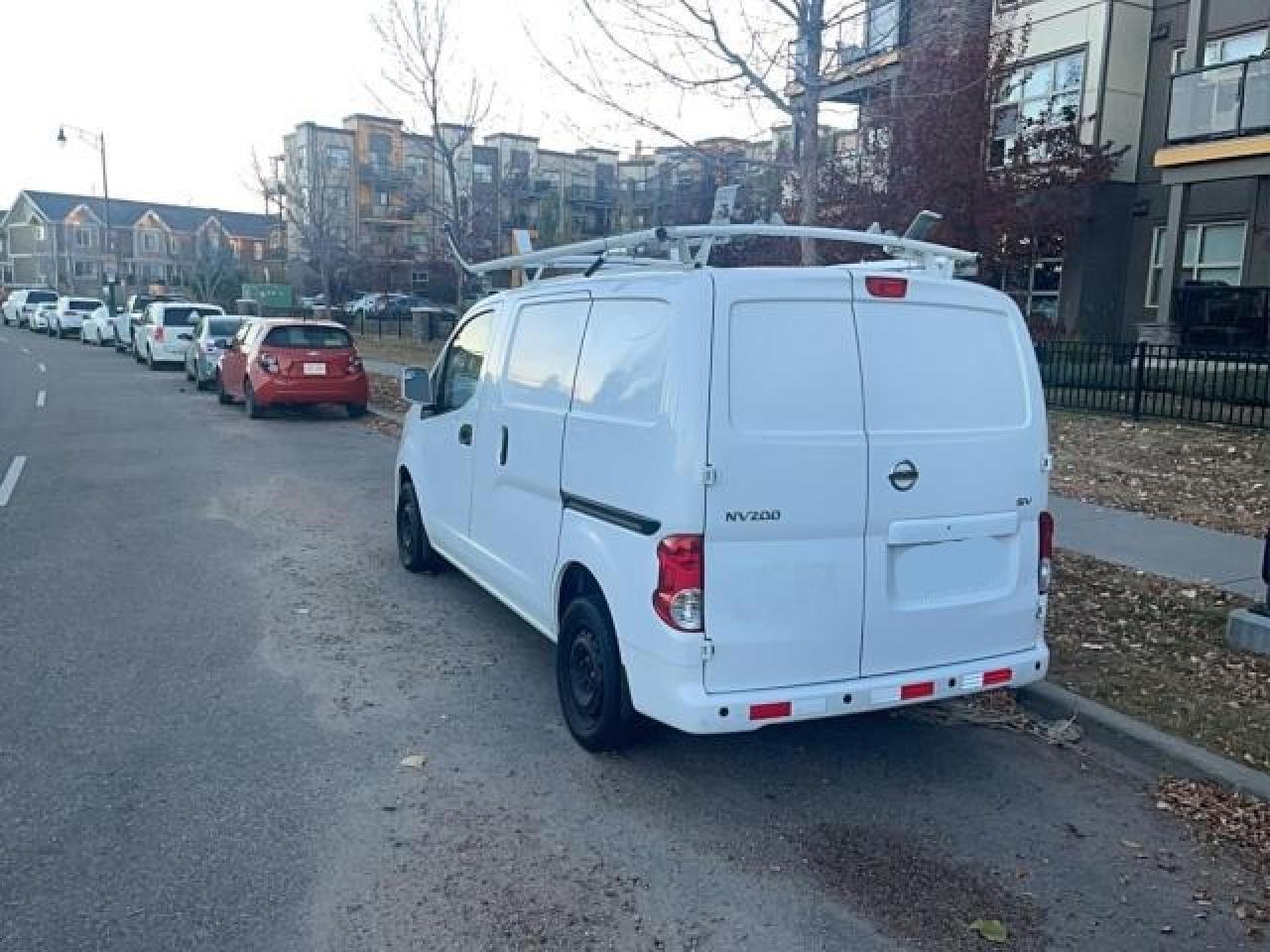 2015 NISSAN NV 200