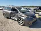 2011 TOYOTA SIENNA