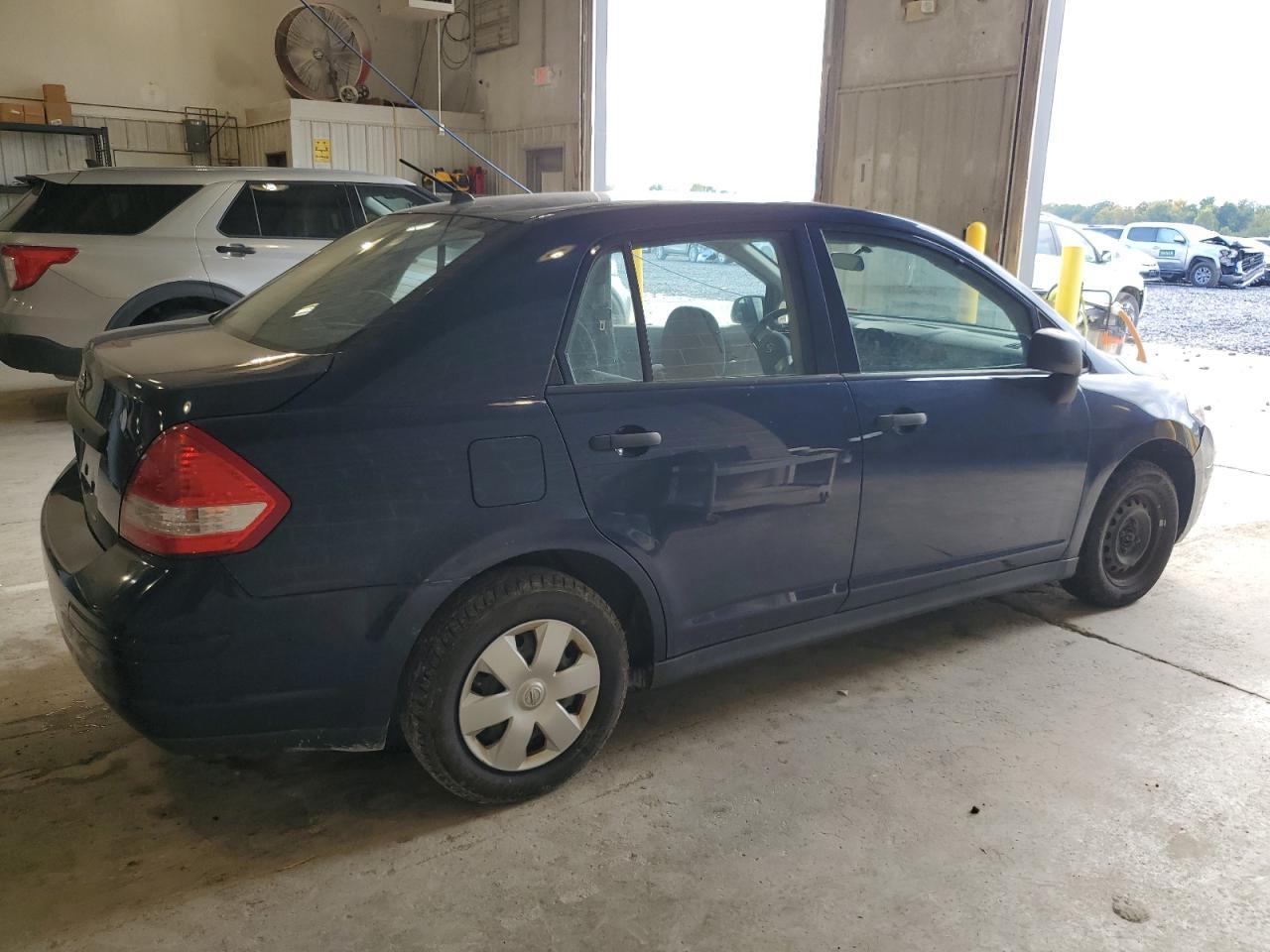 2009 NISSAN VERSA