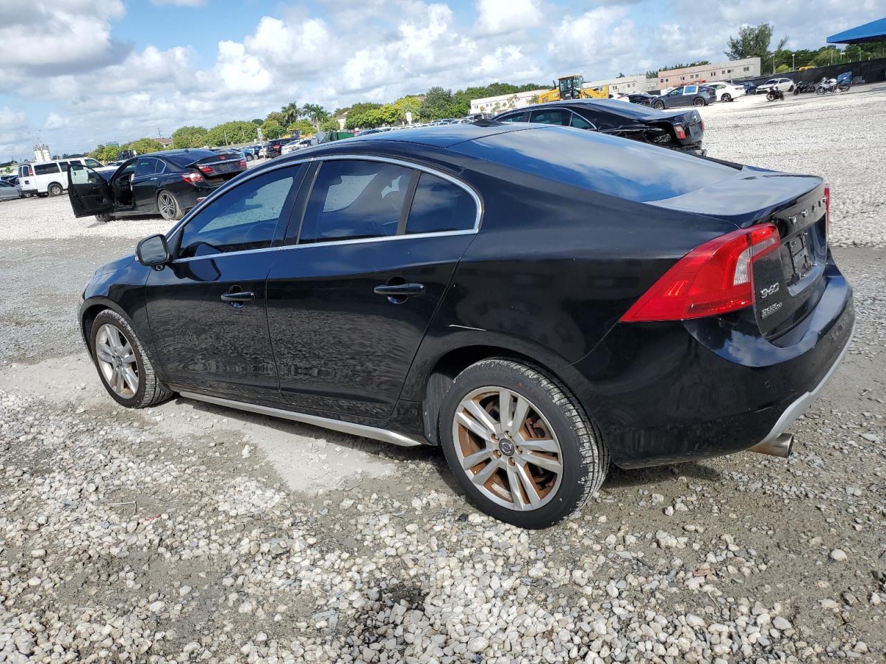 2013 VOLVO S60