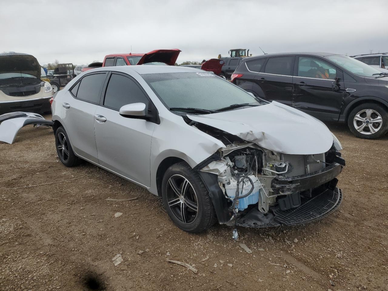 2015 TOYOTA COROLLA