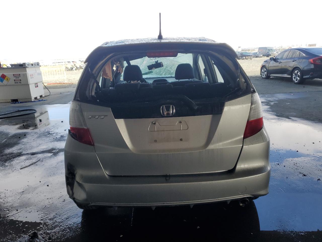 2011 HONDA FIT