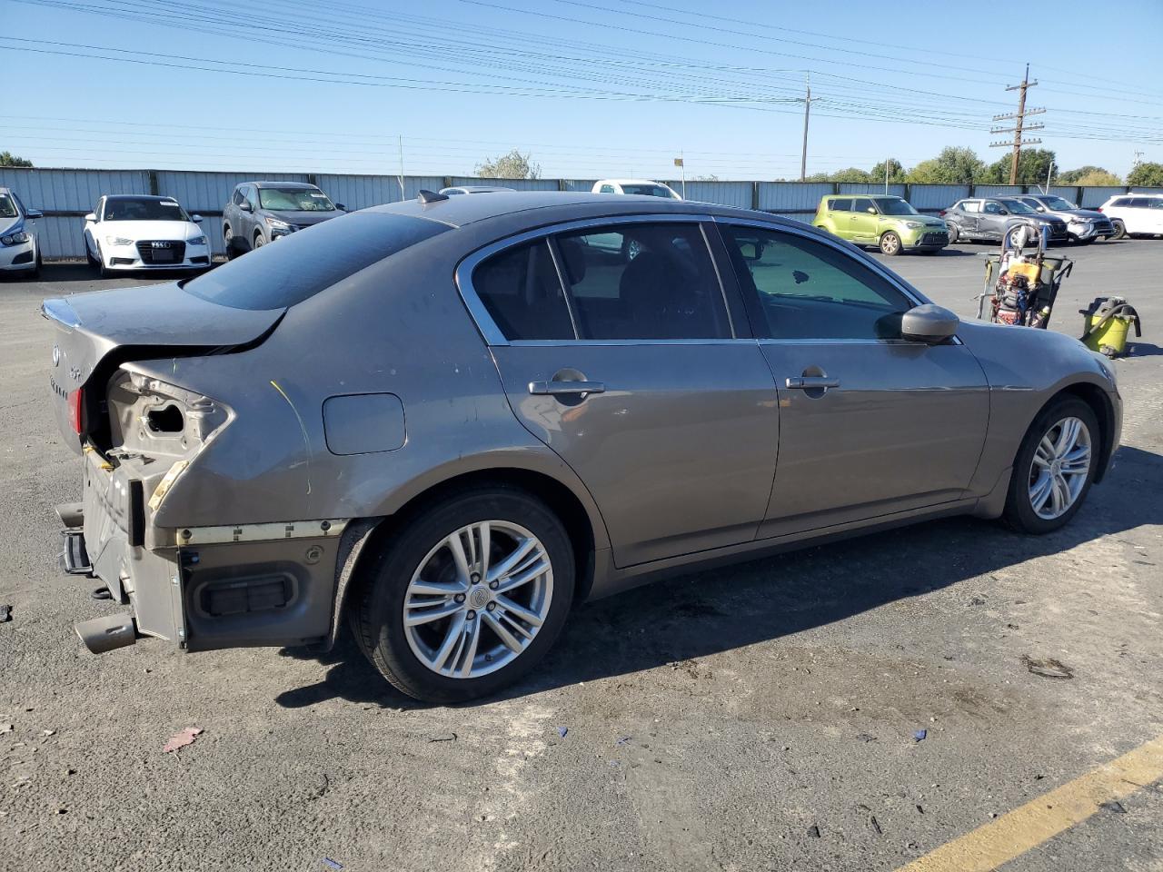 2012 INFINITI G37