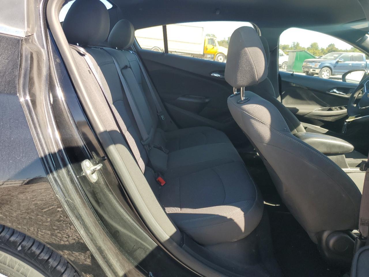 2017 CHEVROLET CRUZE