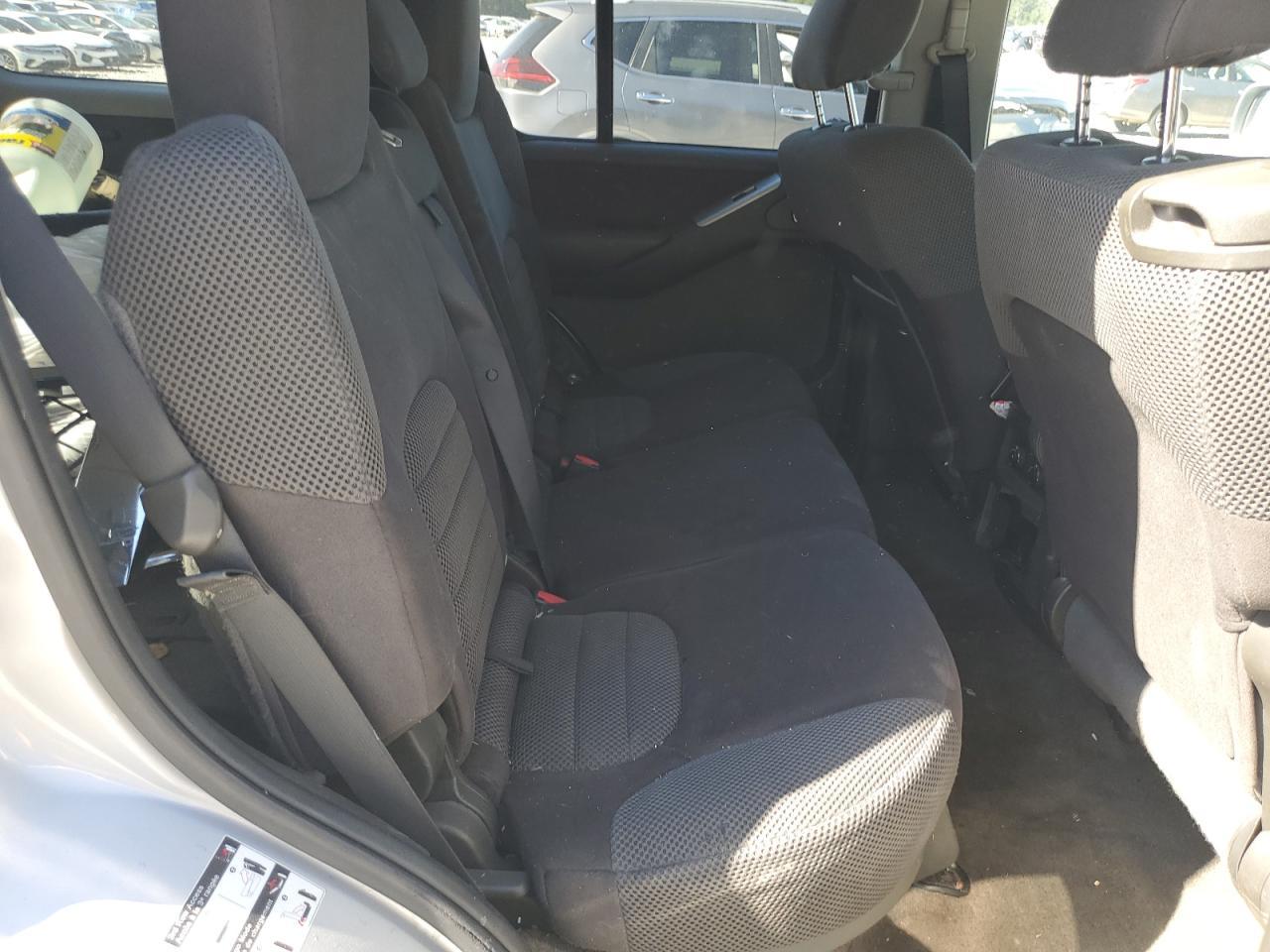 2012 NISSAN PATHFINDER