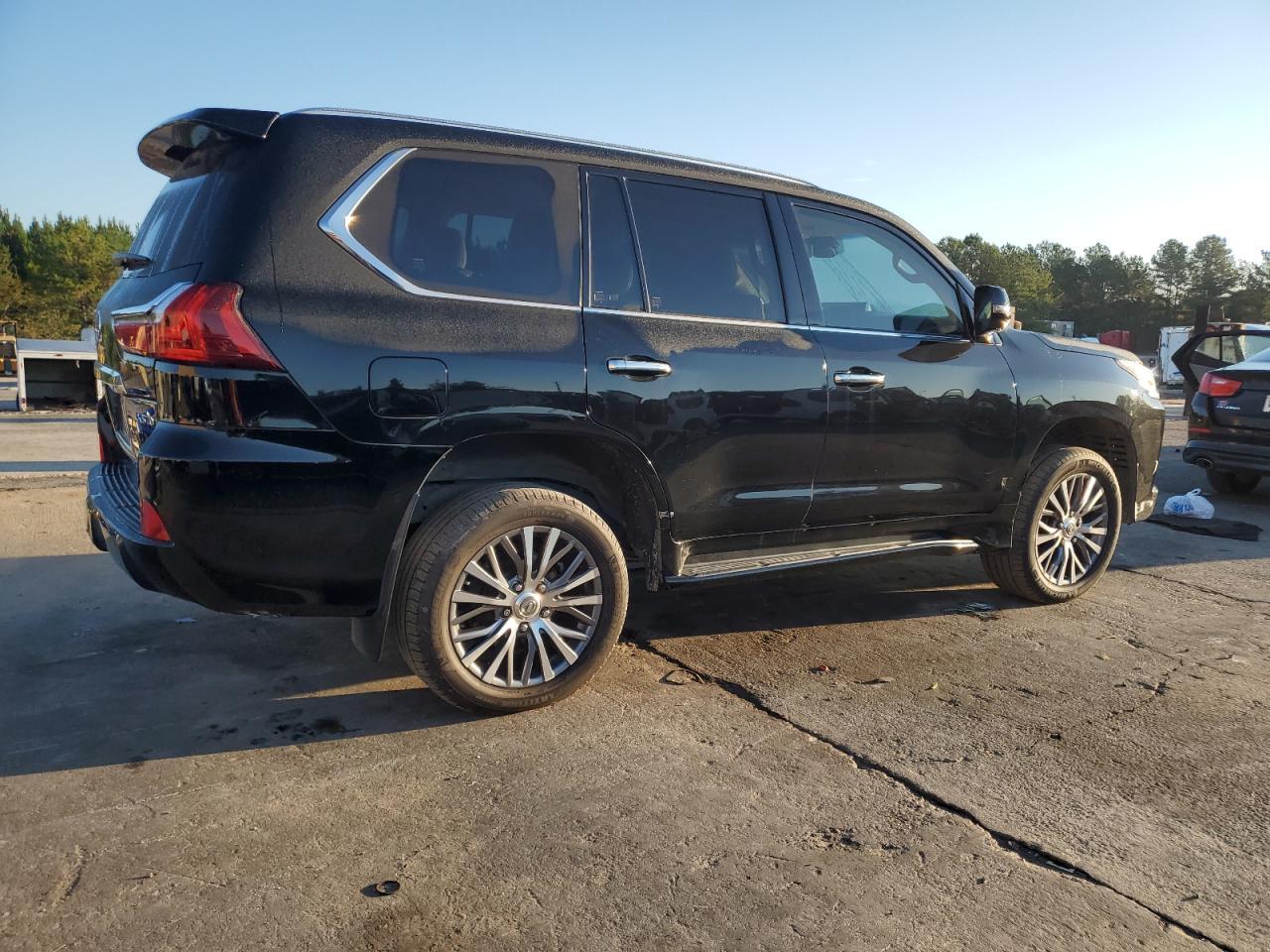 2019 LEXUS LX 570