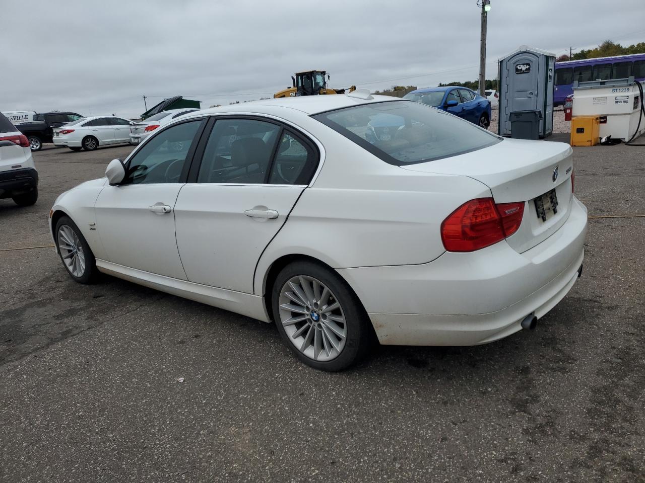 2011 BMW 3 SERIES
