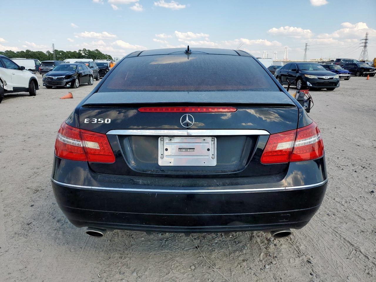 2012 MERCEDES-BENZ E-Class