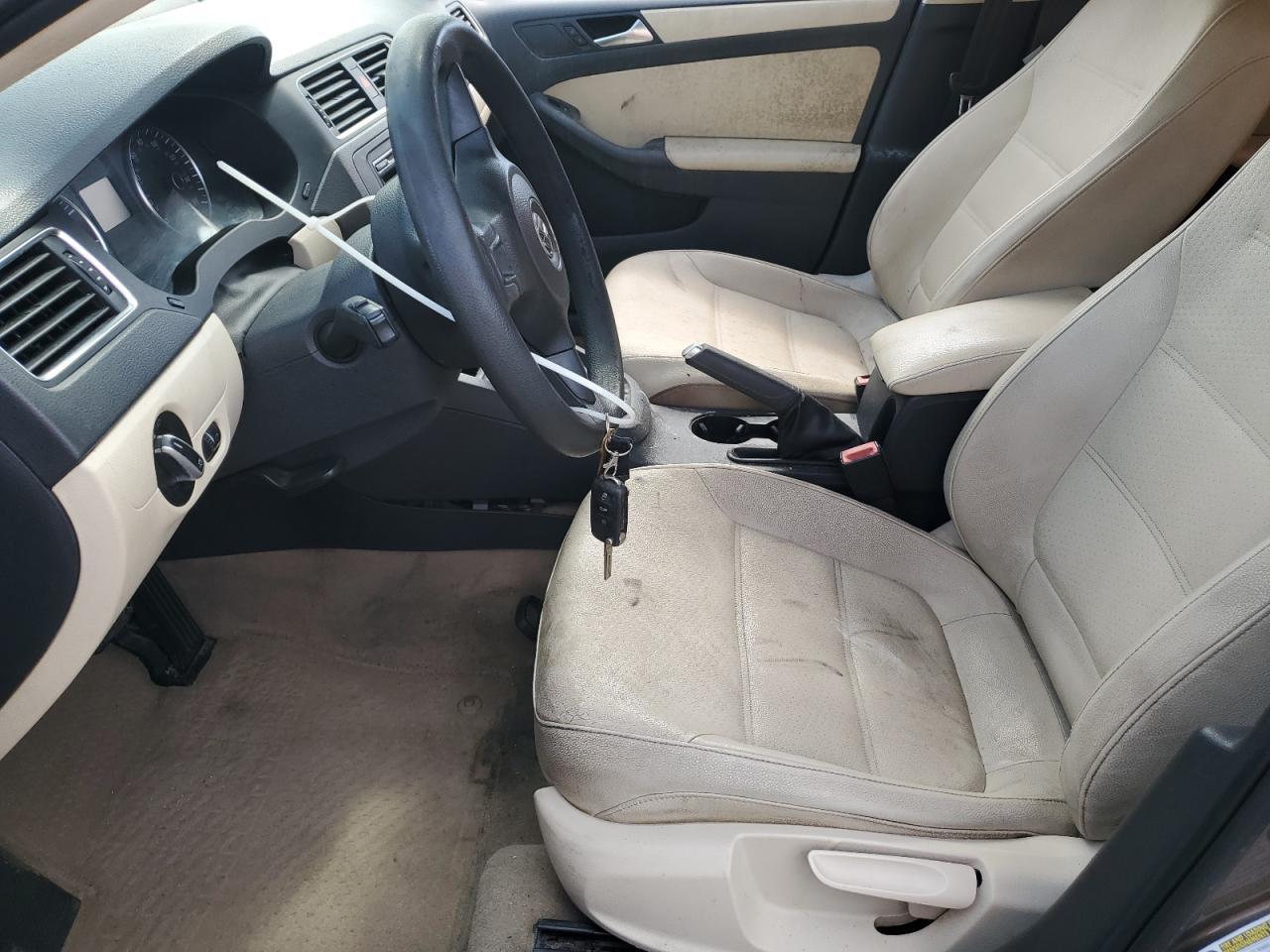 2012 VOLKSWAGEN JETTA