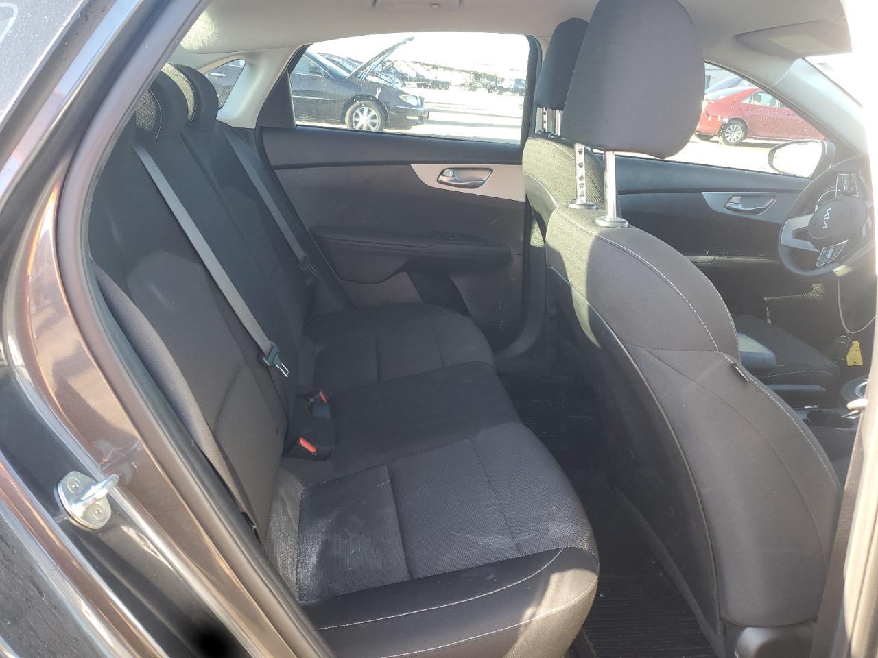 2023 KIA FORTE