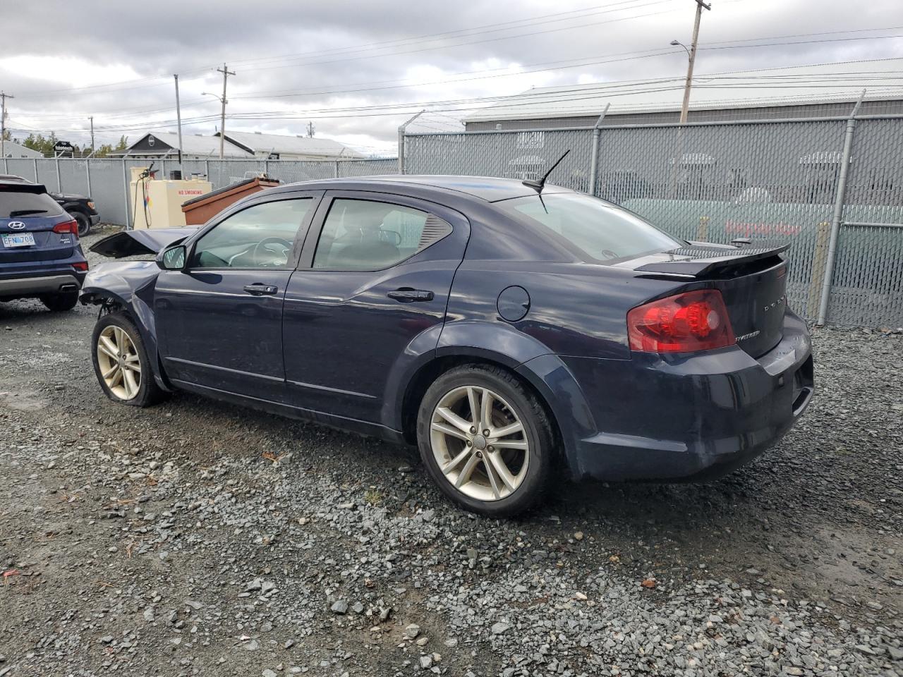 2011 DODGE Avenger