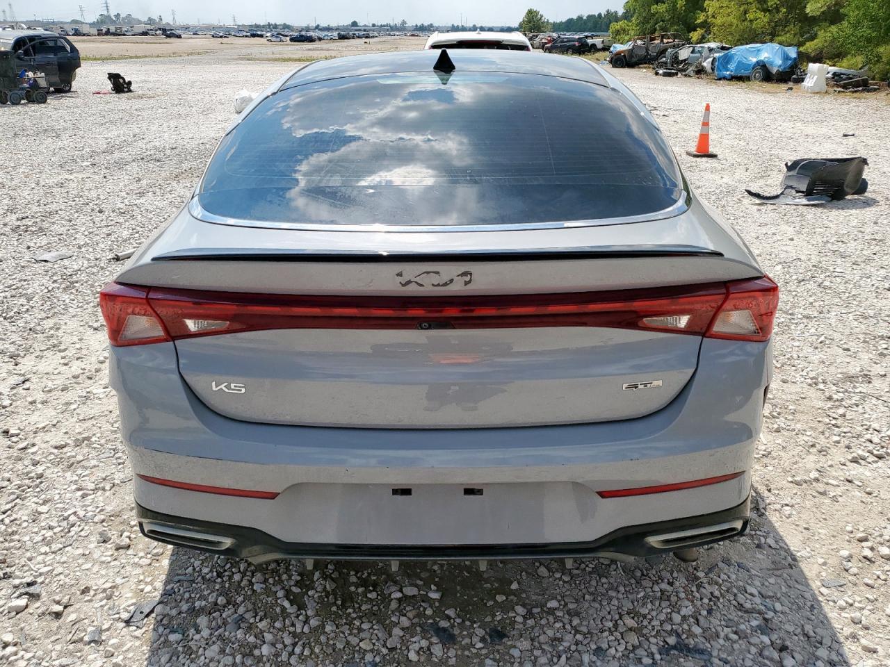 2023 KIA K5