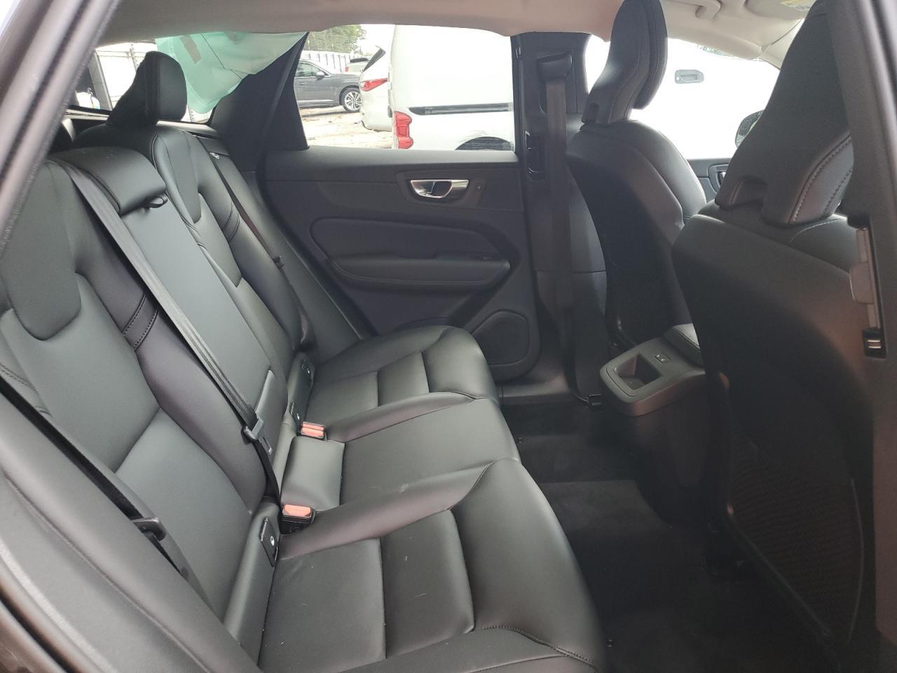 2025 VOLVO XC60