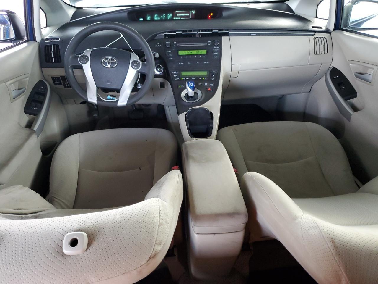 2011 TOYOTA PRIUS