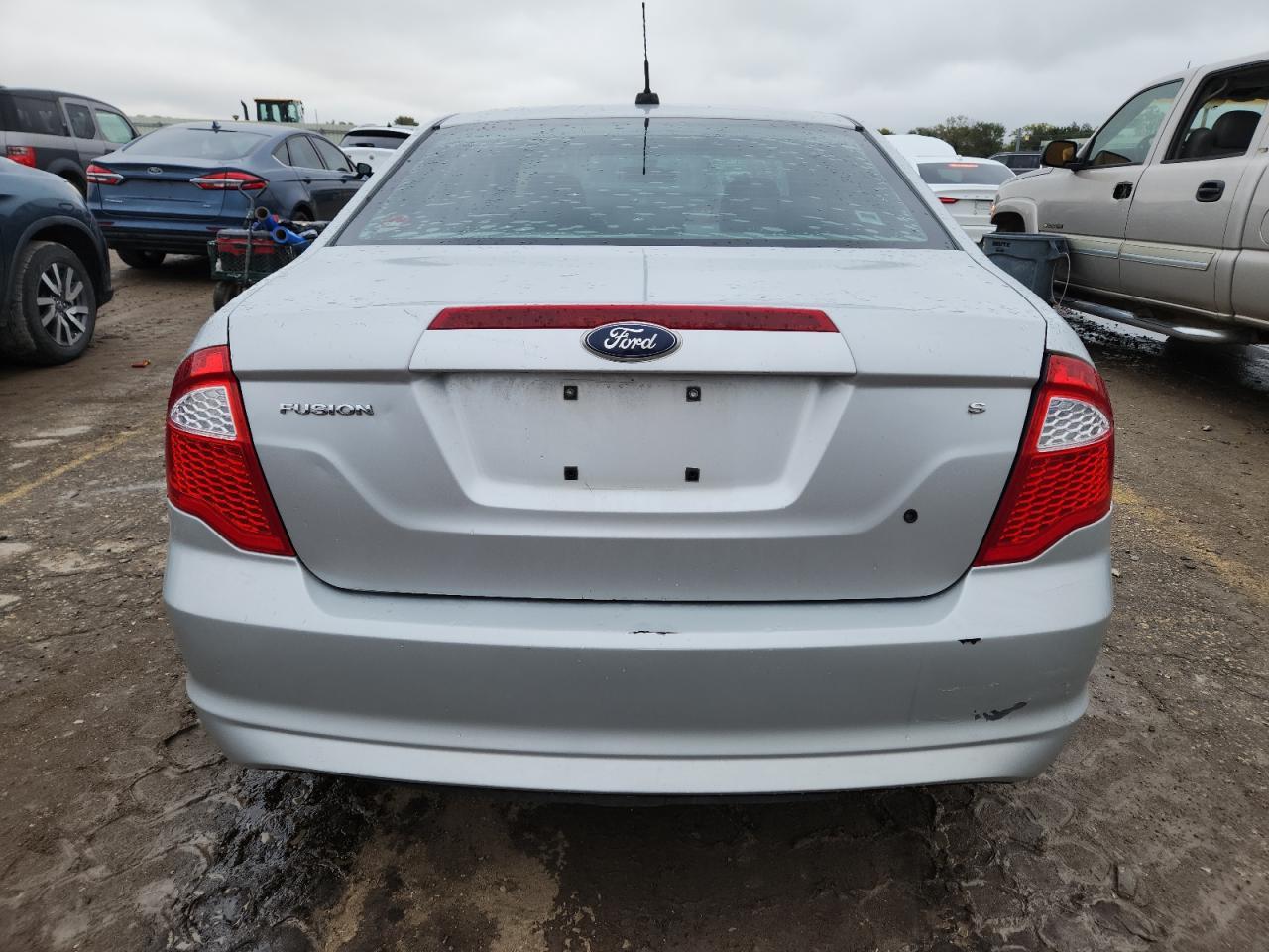 2010 FORD FUSION