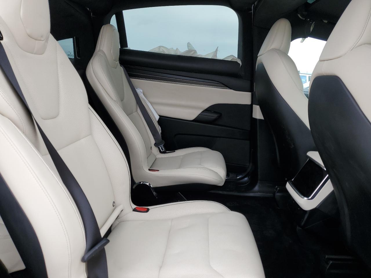 2022 TESLA MODEL X