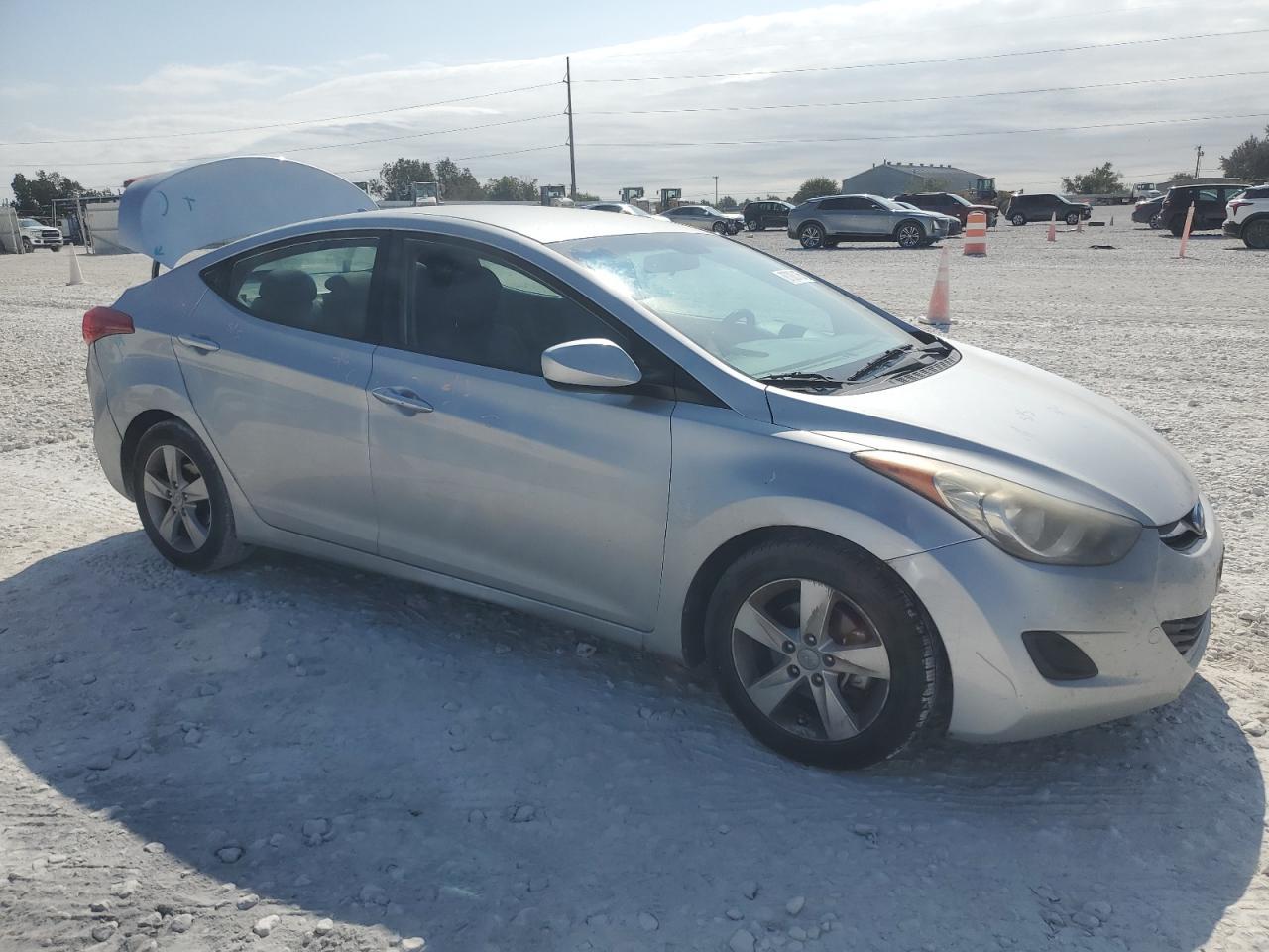 2013 HYUNDAI ELANTRA