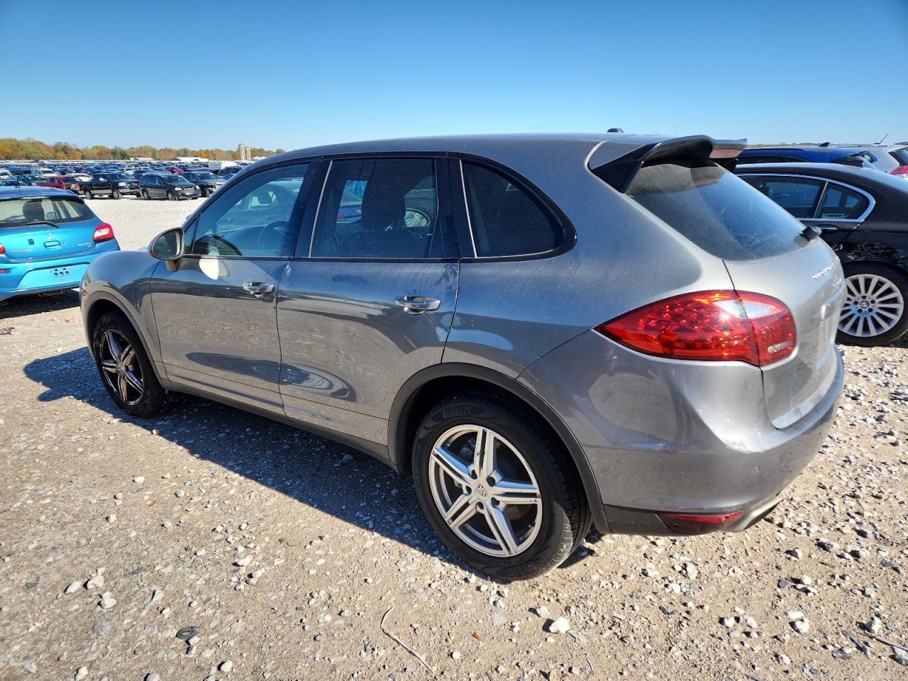 2014 PORSCHE CAYENNE