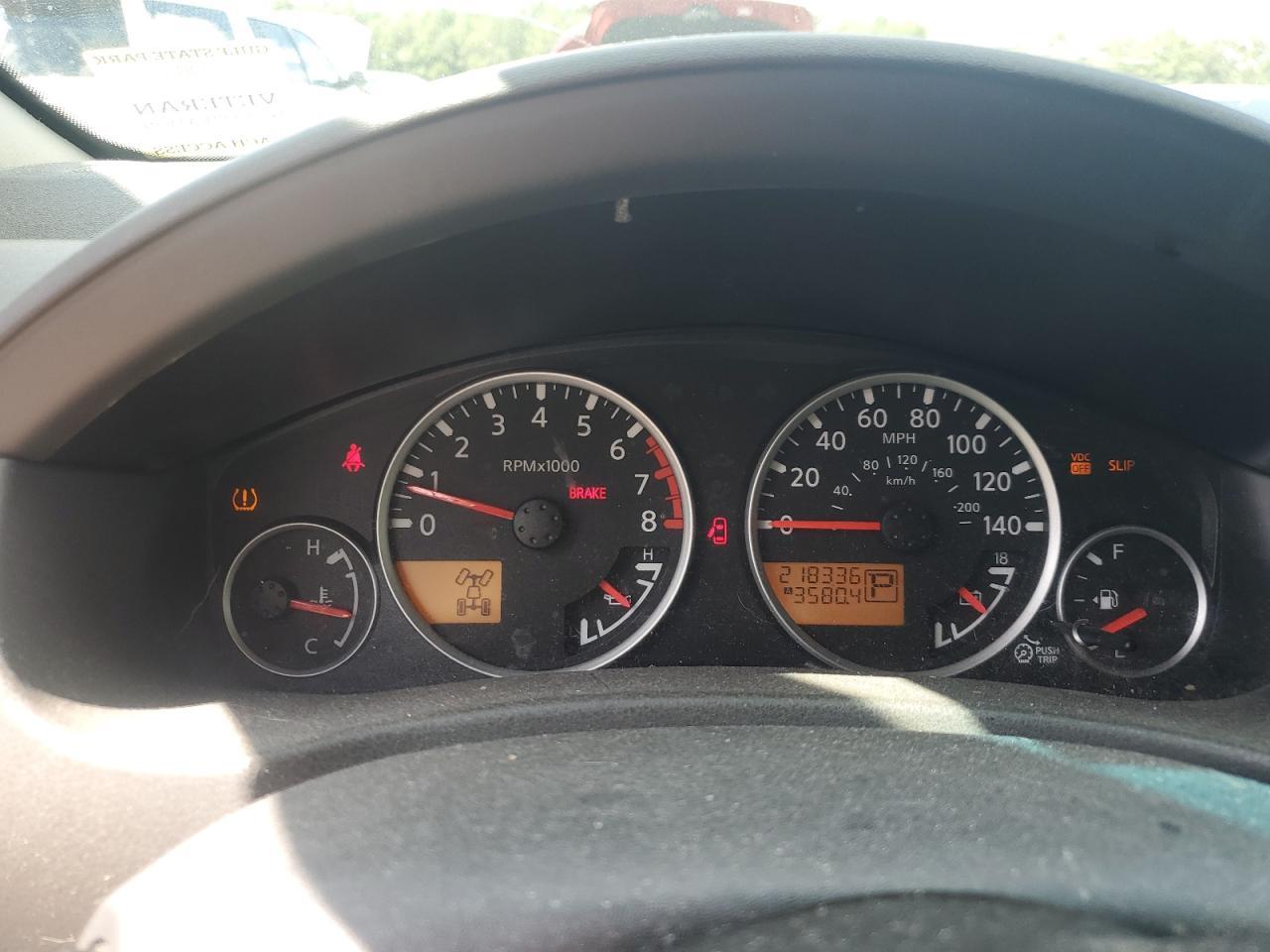 2011 NISSAN PATHFINDER