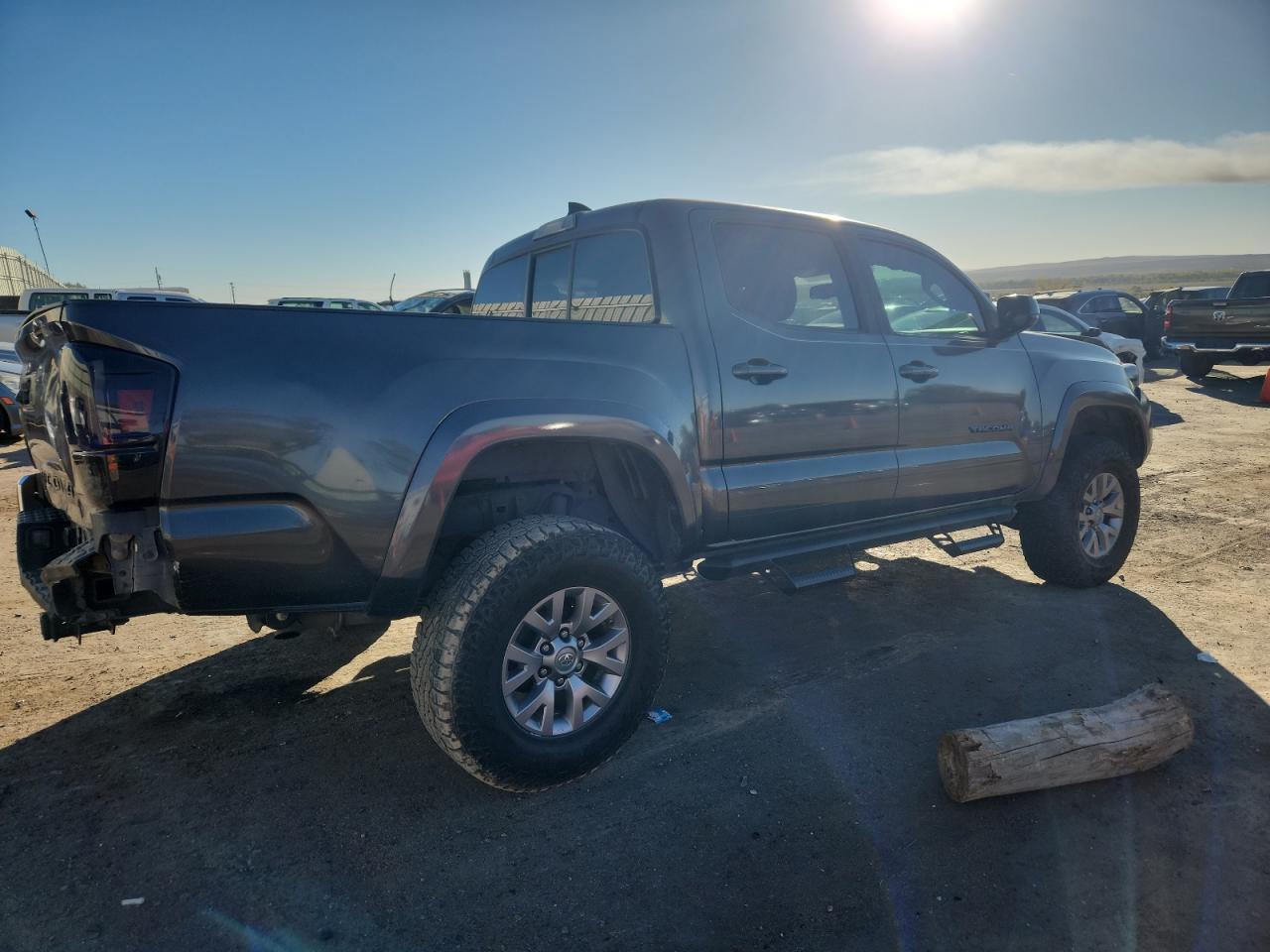 2017 TOYOTA TACOMA
