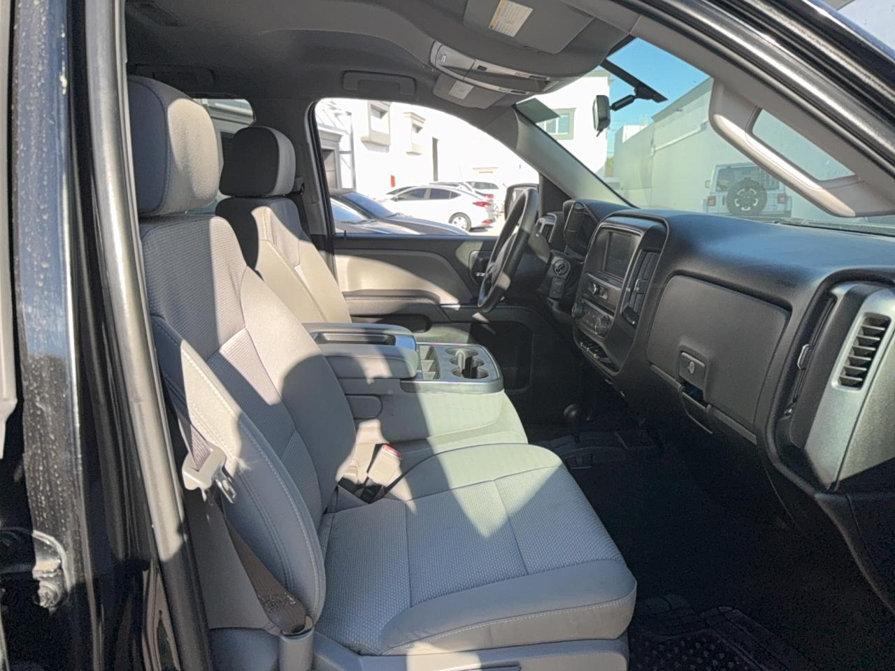 2017 CHEVROLET Silverado