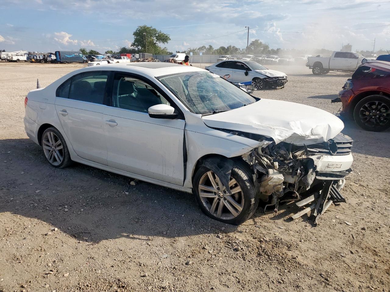 2015 VOLKSWAGEN JETTA