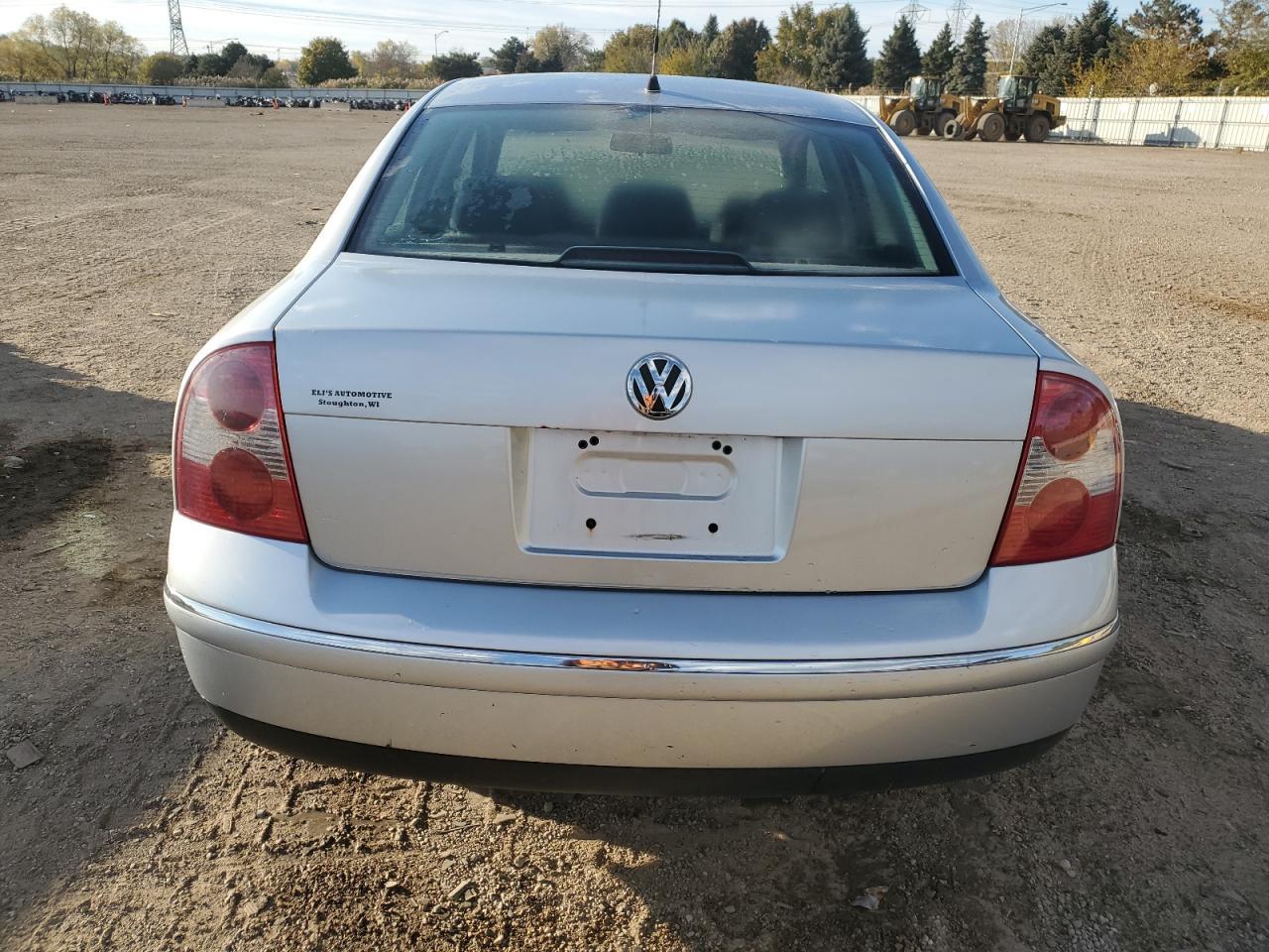 2002 VOLKSWAGEN Passat
