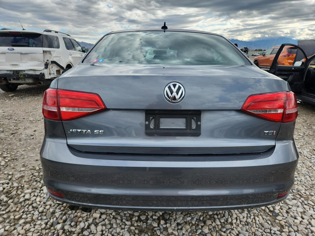 2015 VOLKSWAGEN JETTA