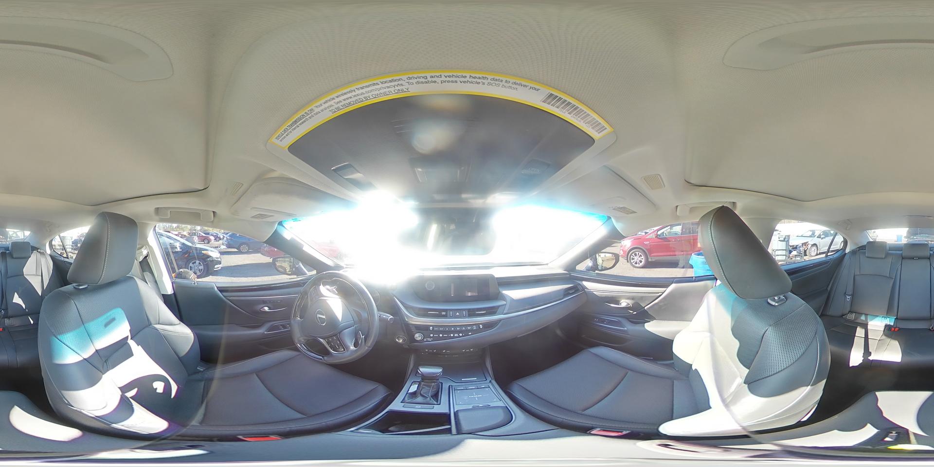 2021 LEXUS Es