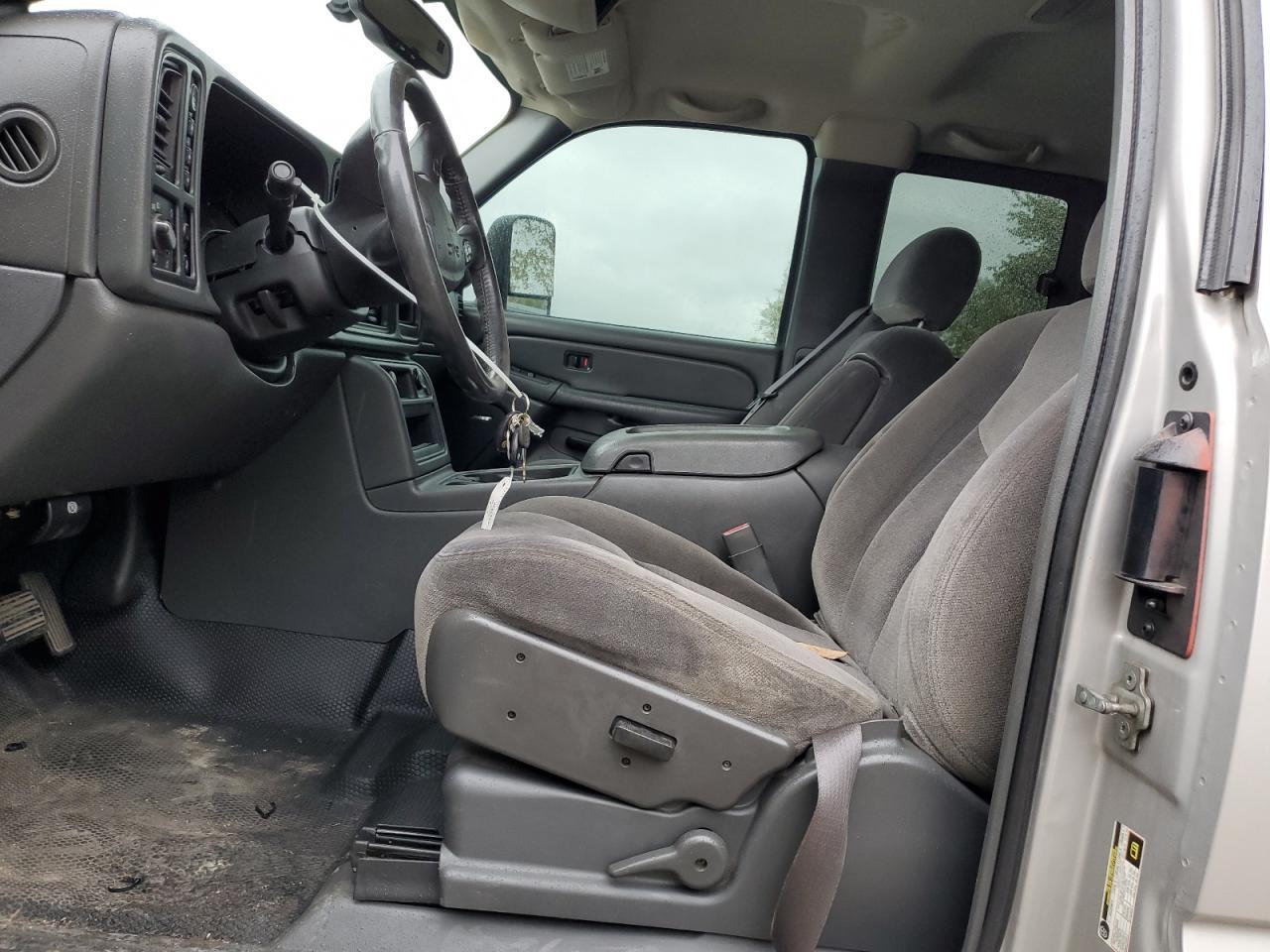 2005 GMC Sierra