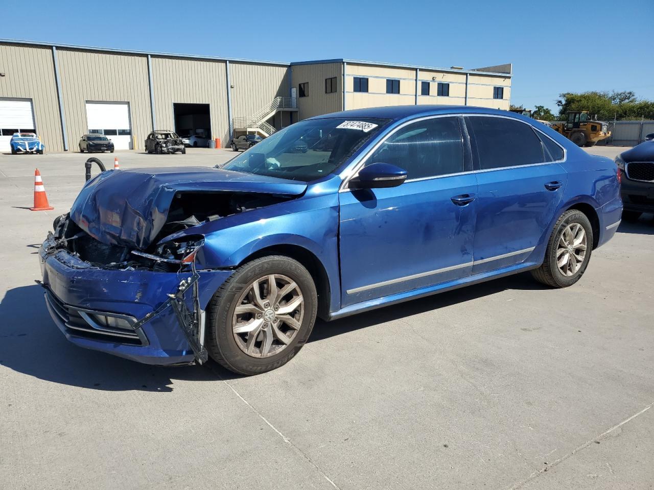 2016 VOLKSWAGEN Passat