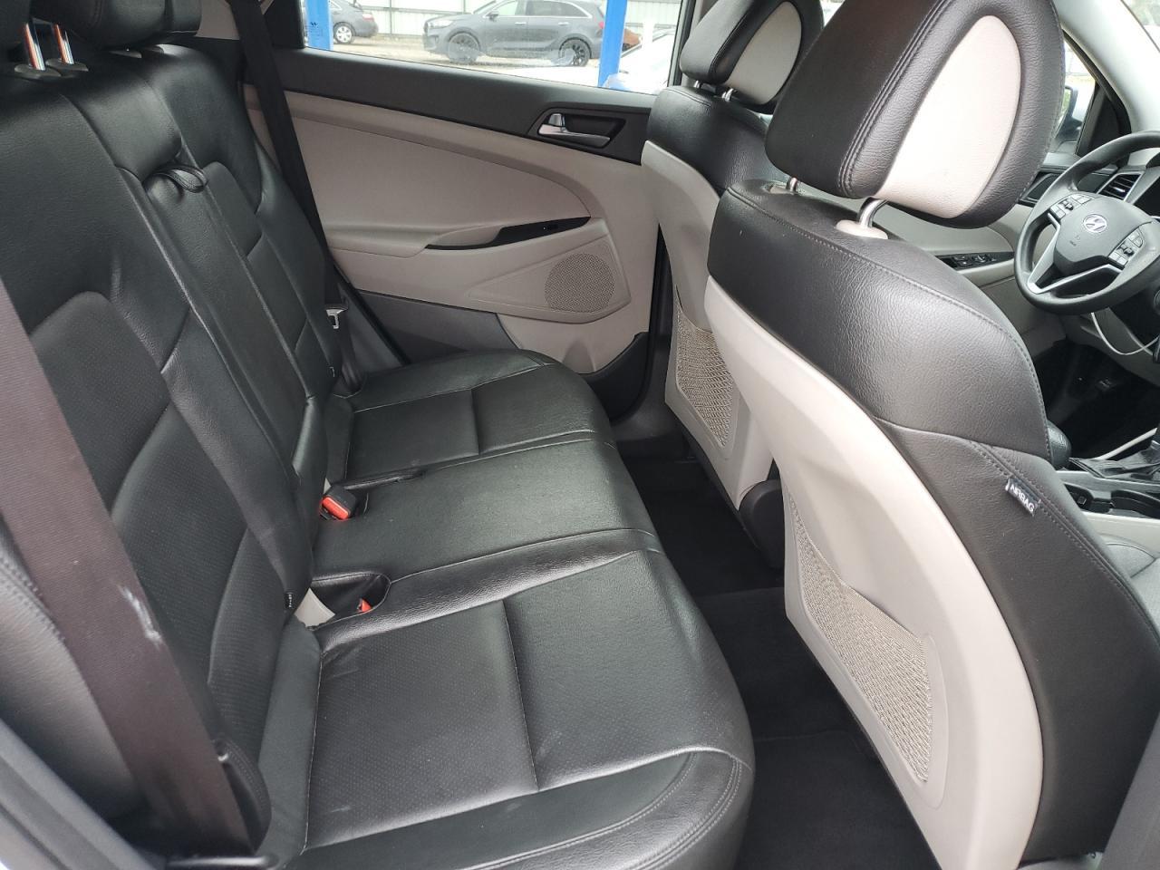 2016 HYUNDAI TUCSON