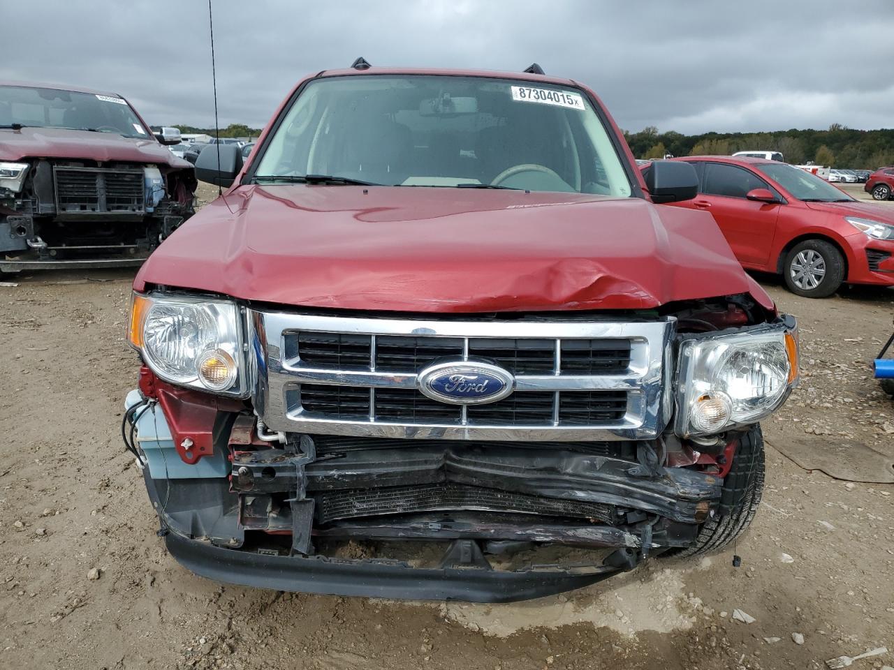 2010 FORD ESCAPE