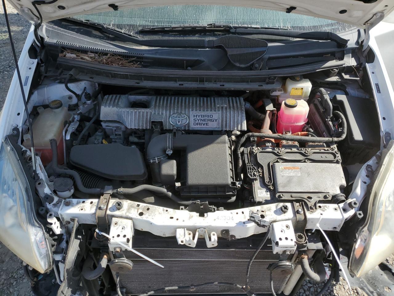 2011 TOYOTA PRIUS