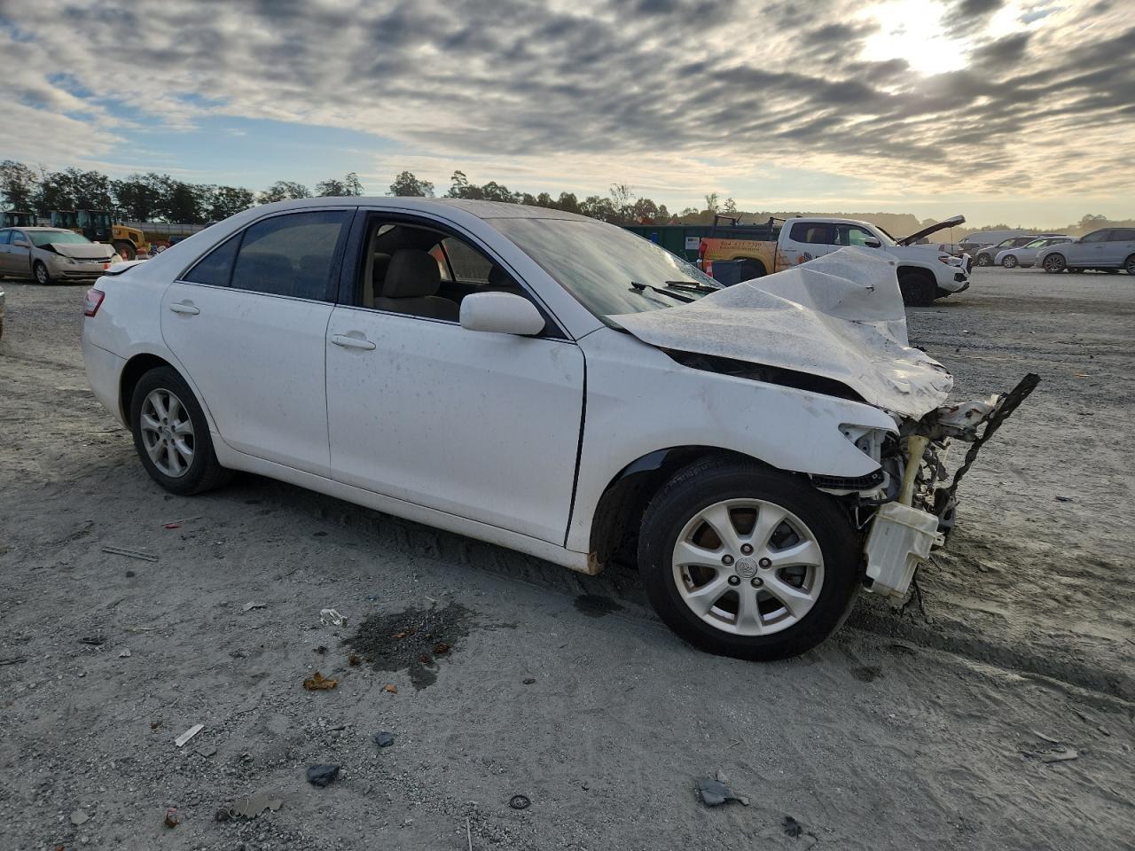 2010 TOYOTA CAMRY