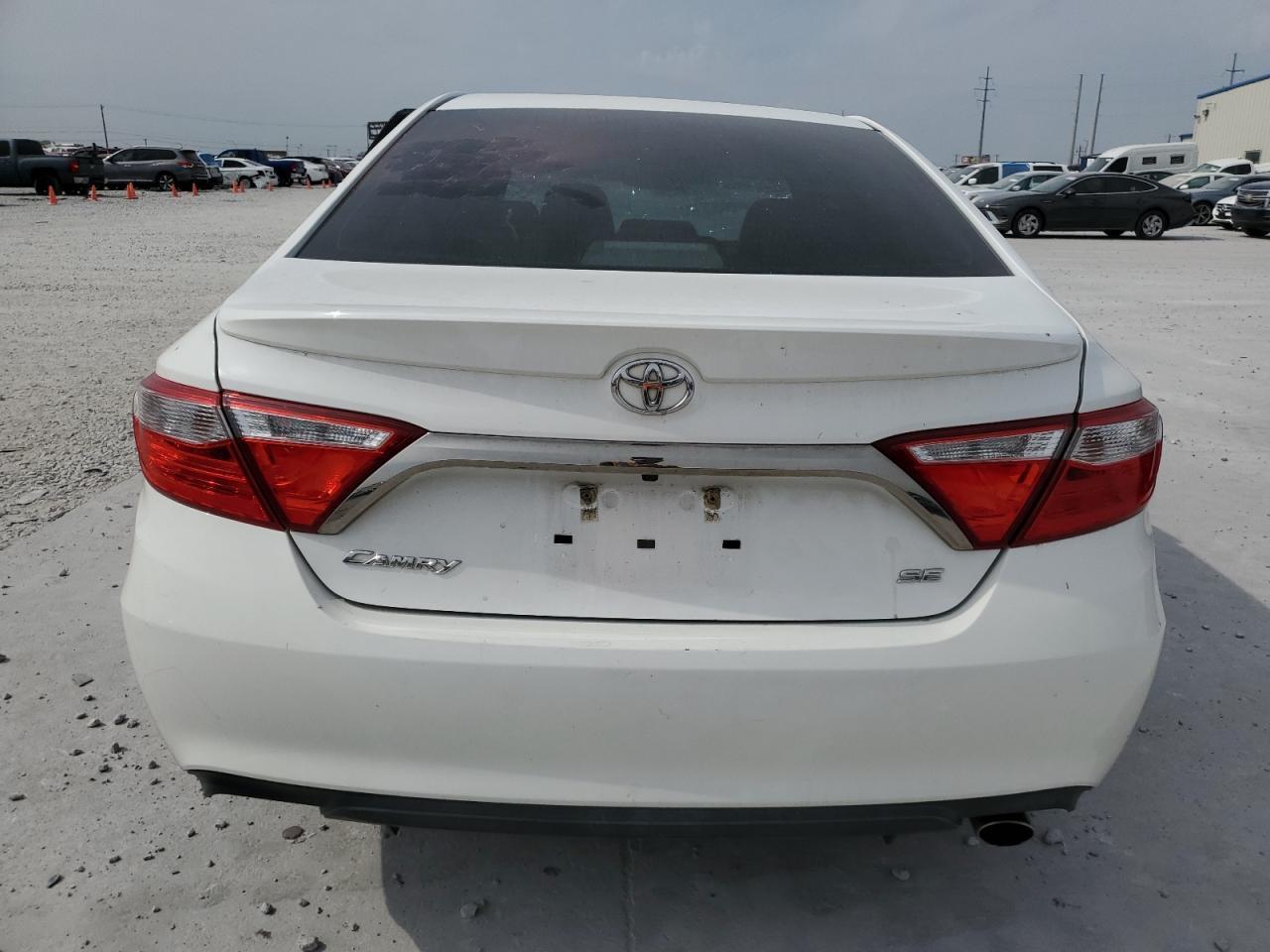 2017 TOYOTA CAMRY
