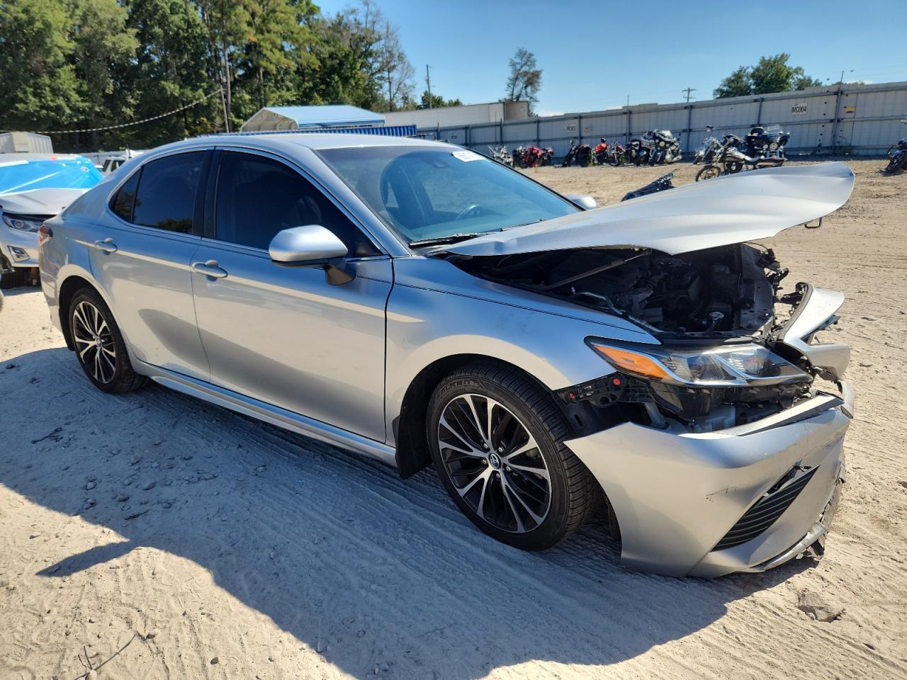 2018 TOYOTA CAMRY