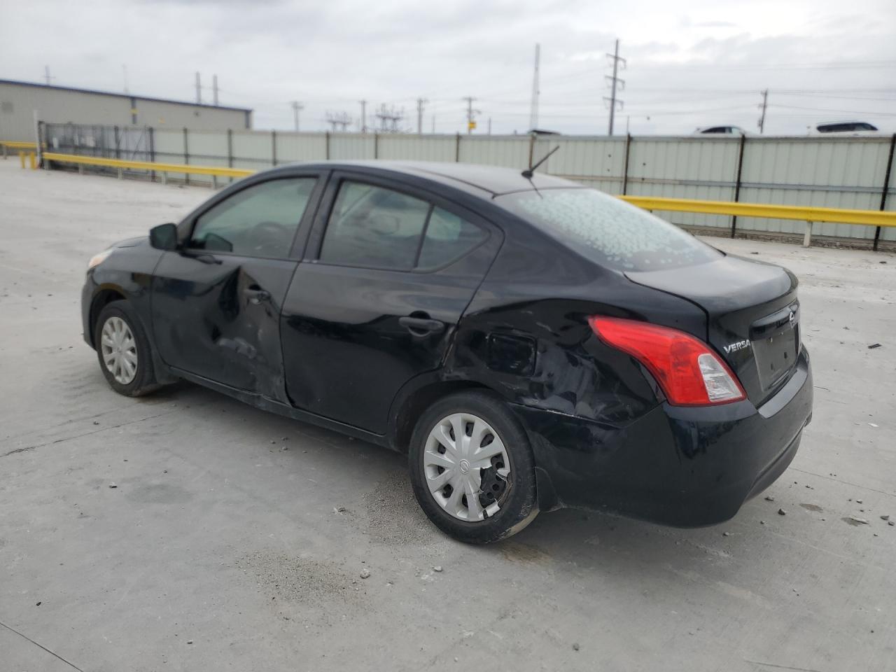 2019 NISSAN VERSA
