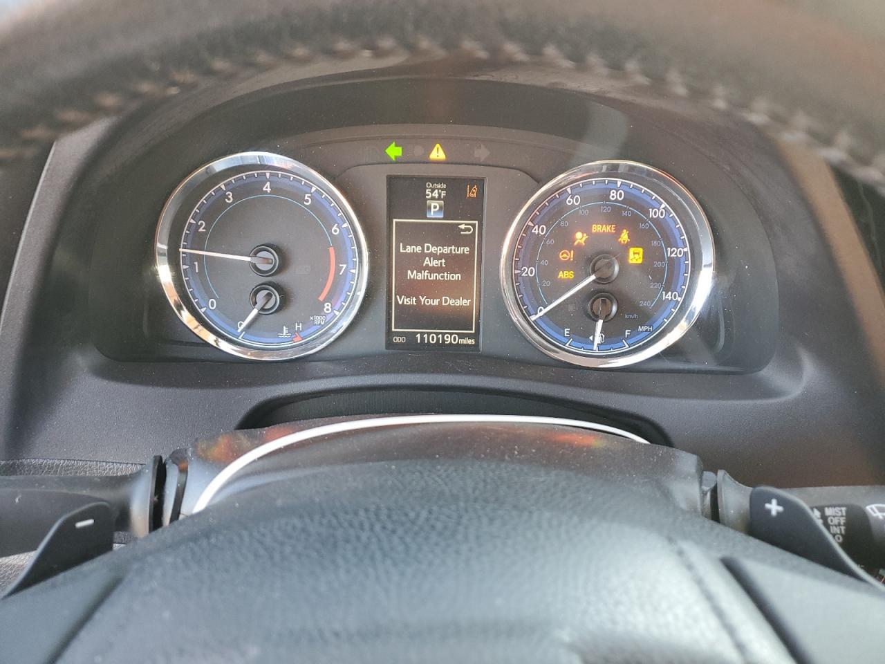 2017 TOYOTA COROLLA