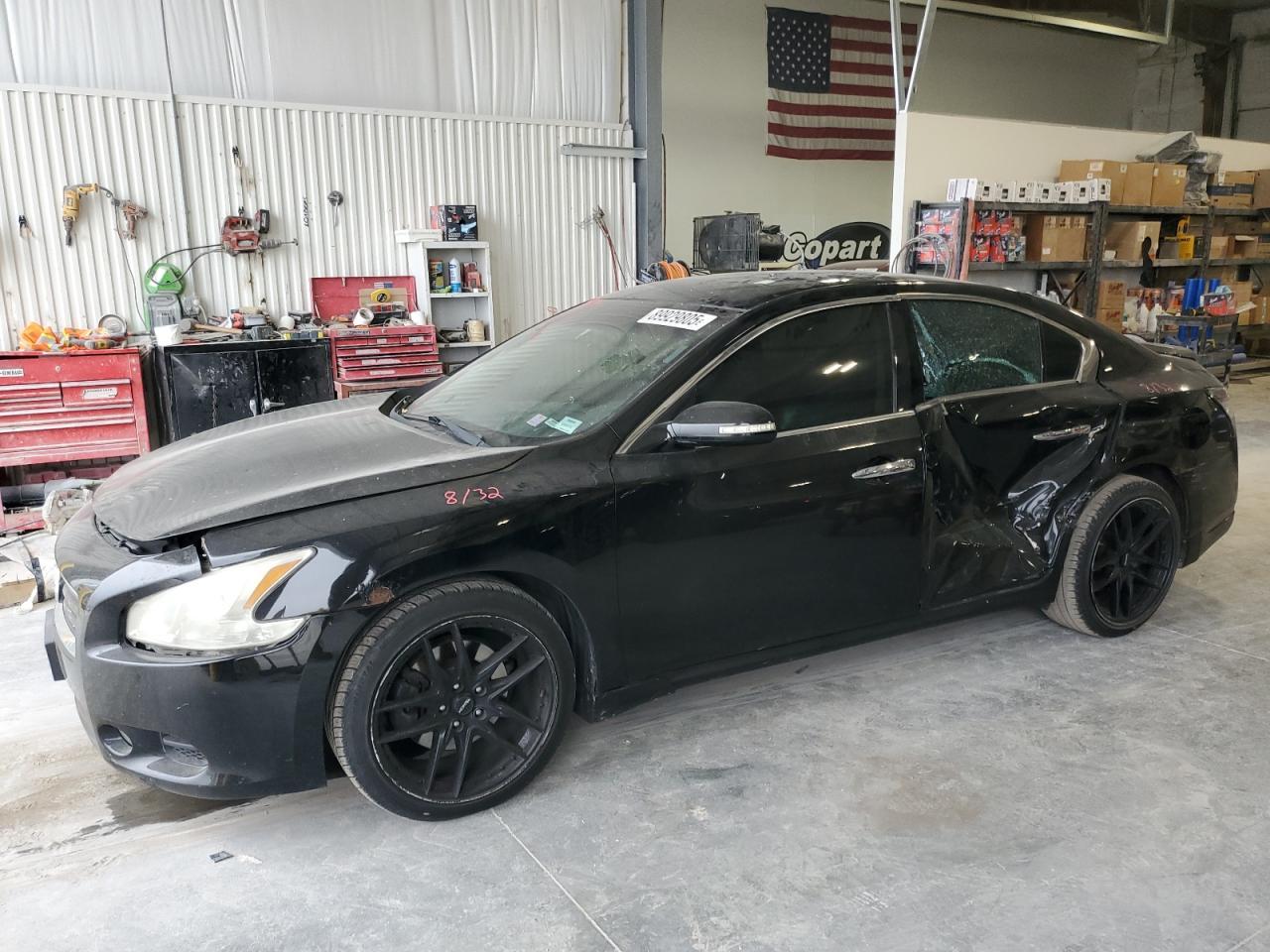 2013 NISSAN Maxima