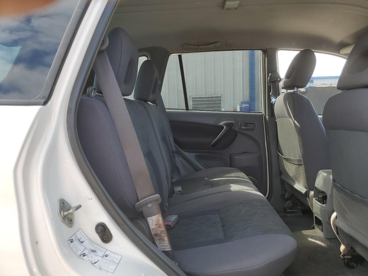 2002 TOYOTA RAV4