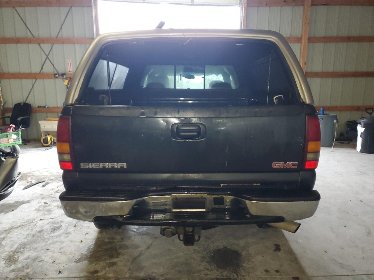 2003 GMC Sierra