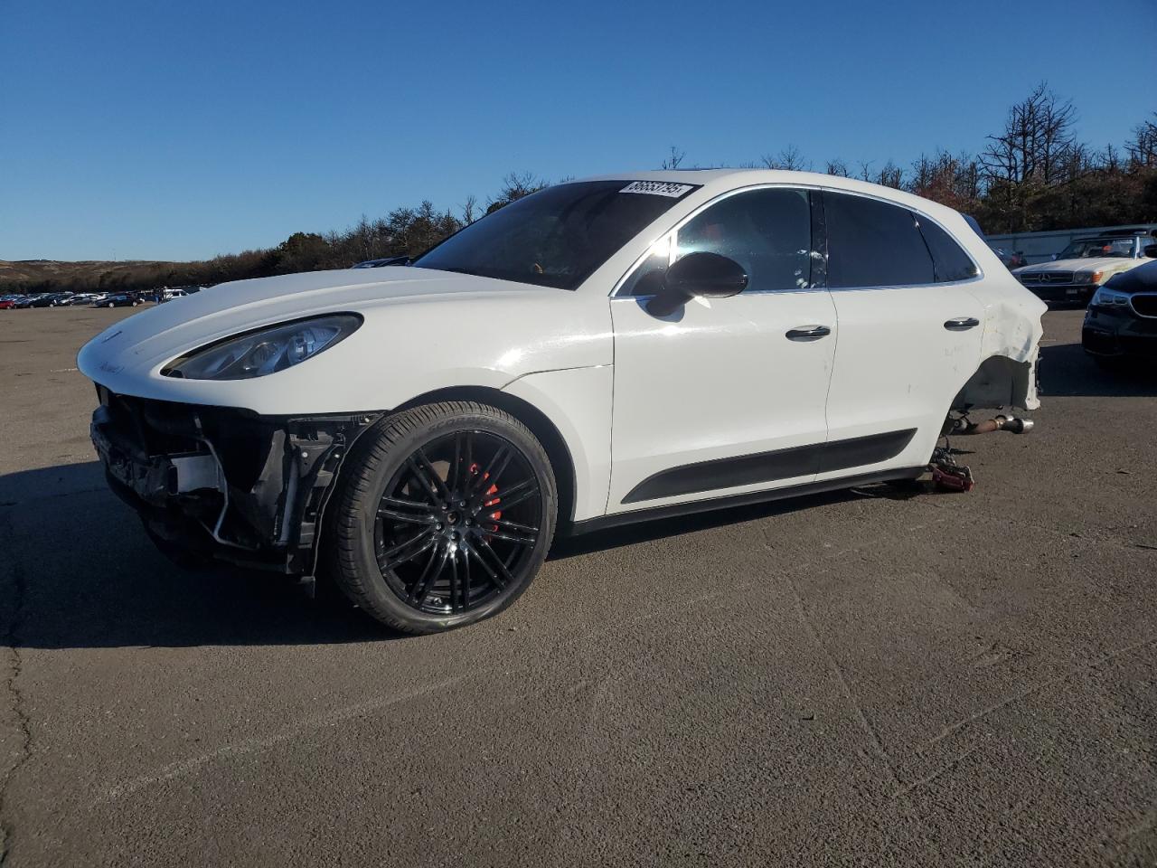 2015 PORSCHE Macan