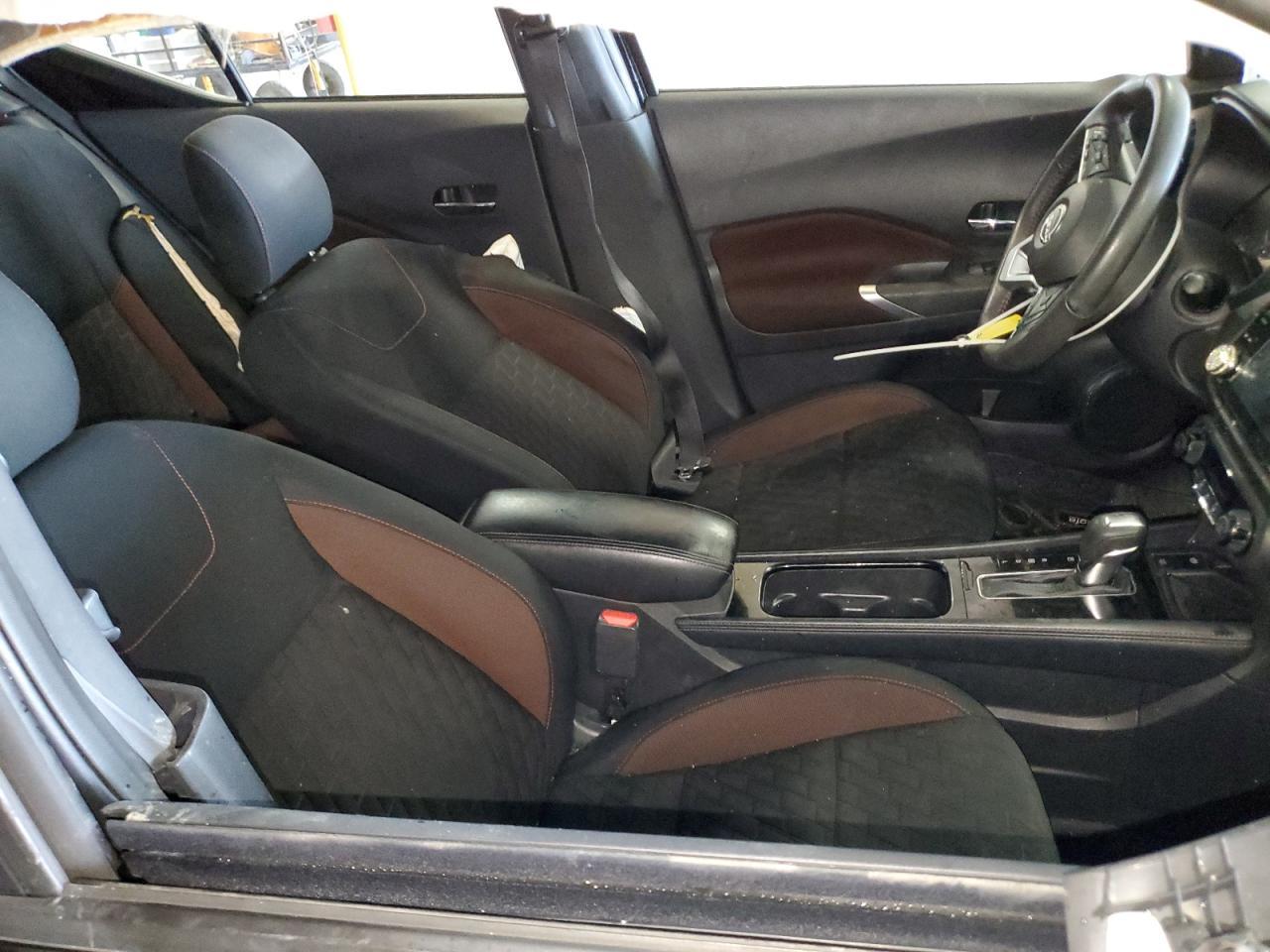2022 NISSAN KICKS
