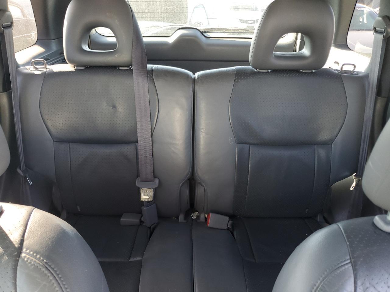 2002 TOYOTA RAV4
