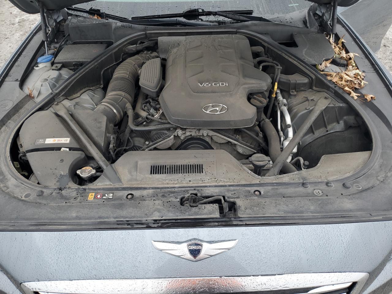 2016 HYUNDAI GENESIS