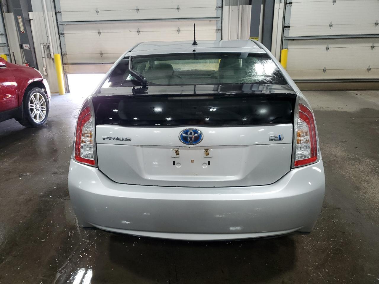 2014 TOYOTA PRIUS