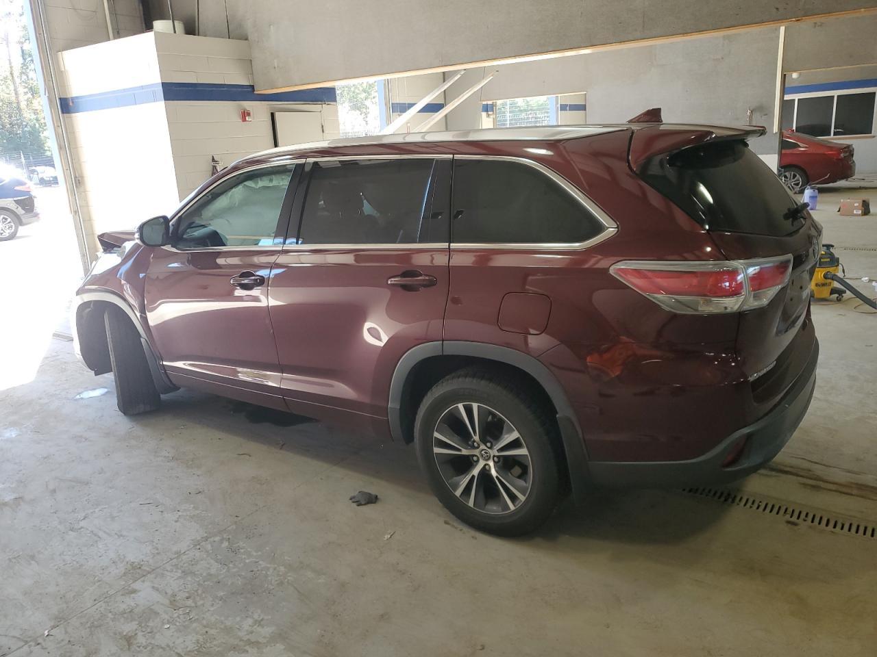 2016 TOYOTA HIGHLANDER