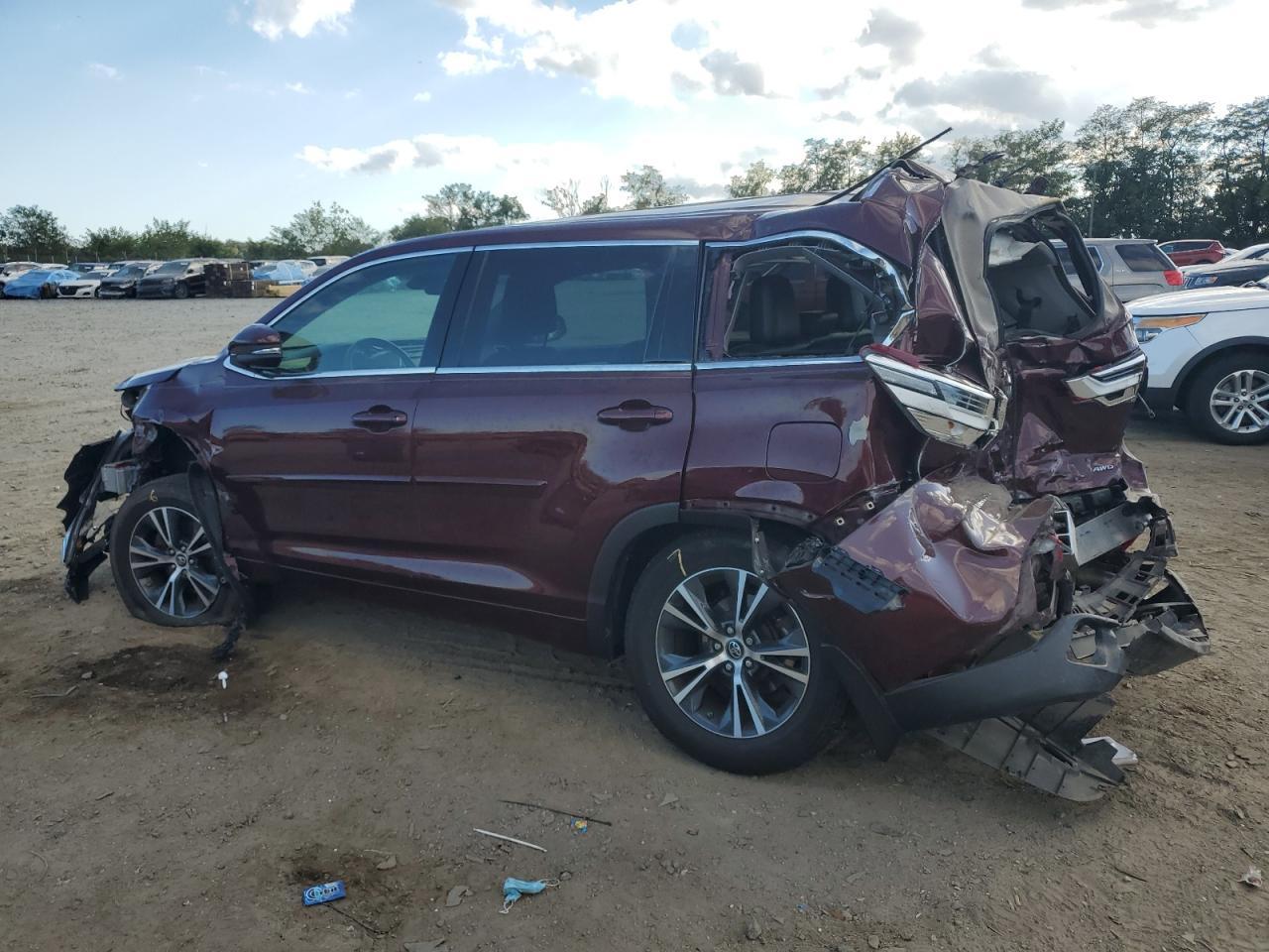 2017 TOYOTA HIGHLANDER
